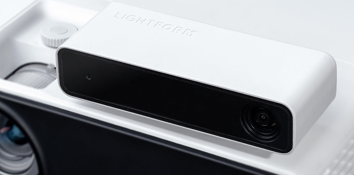 Lightform, Lightform New Projector With High Resolution Camera Turns Any Surface to Projection Screen, Optocrypto