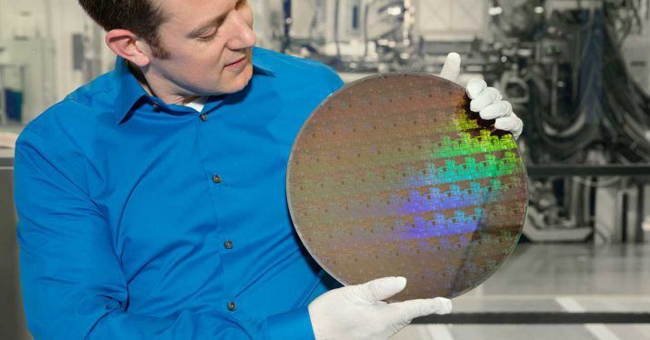 5 nm Transistor Technology by IBM Continuing Moore&#8217;s Law By adding 30 billion transistors on Chip