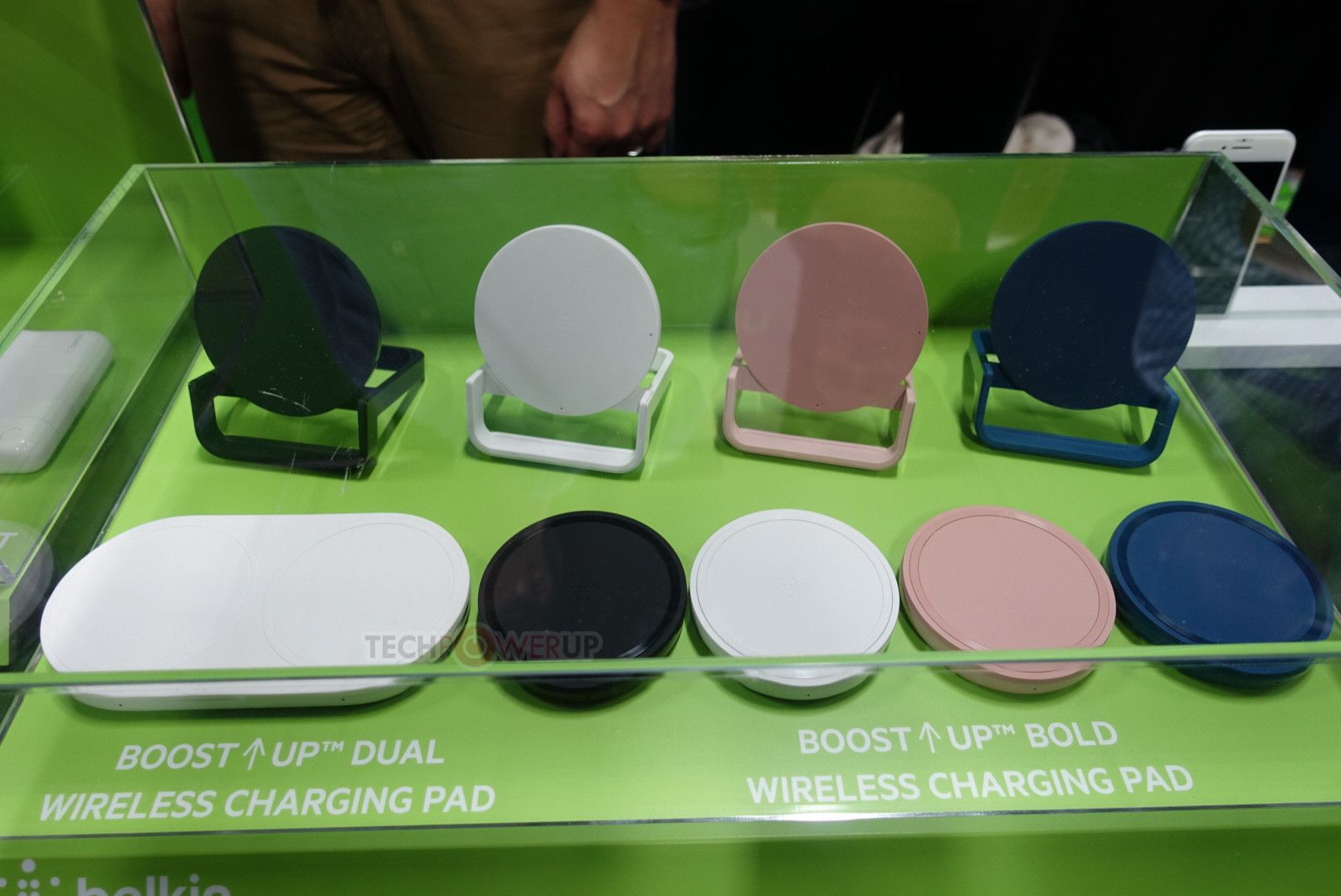Qi brings new wireless charging patches to CES 2018