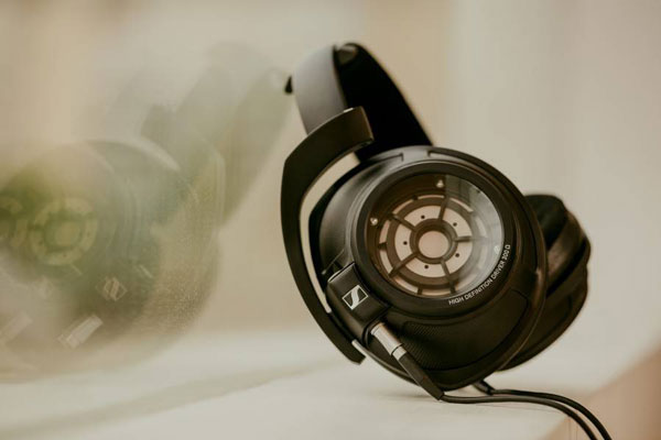 Sennheiser HD 820, Sennheiser HD 820 and CX 6.00BT, new headphones from the German company, Optocrypto