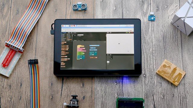 Raspad, Specs shows a tablet that works with the Raspberry Pi designed for creative projects