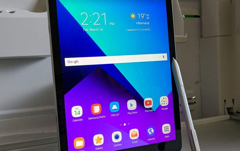 folding screens, Samsung to start production of folding screens this summer, Optocrypto