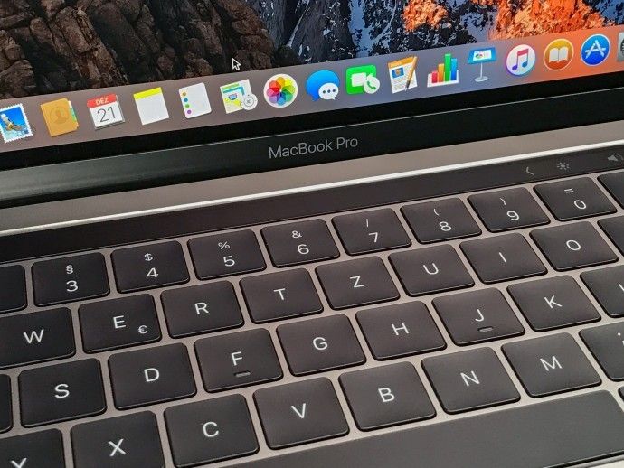 Apple admits keyboard problems with MacBooks