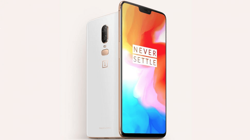 OnePlus 6, The next update of OnePlus 6 fixes the flashing on the screen, Optocrypto