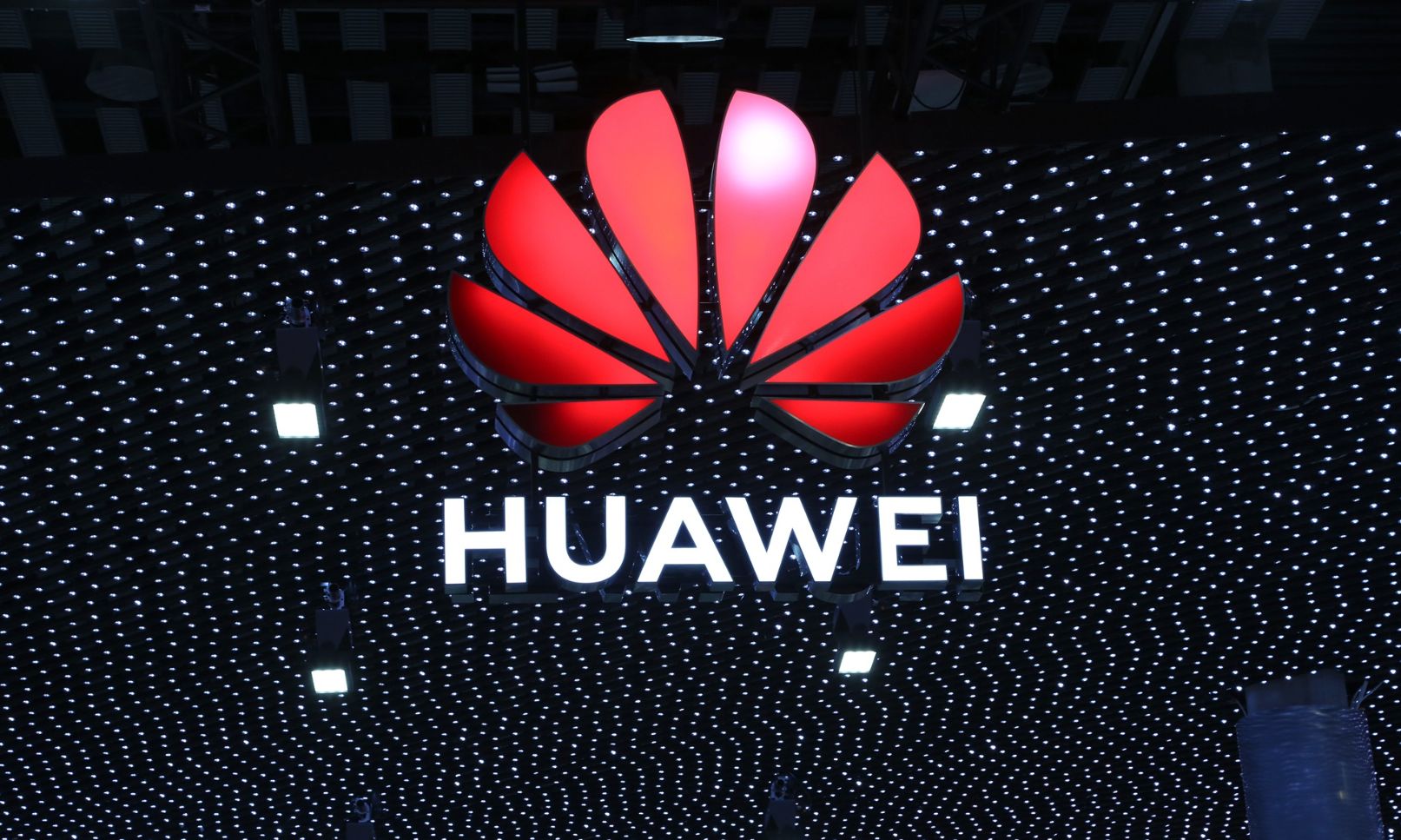 Honor Vision, Honor Vision: HongMeng, Ark OS or Harmony OS: Huawei will integrate its OS into Smart TV in August 2019, 