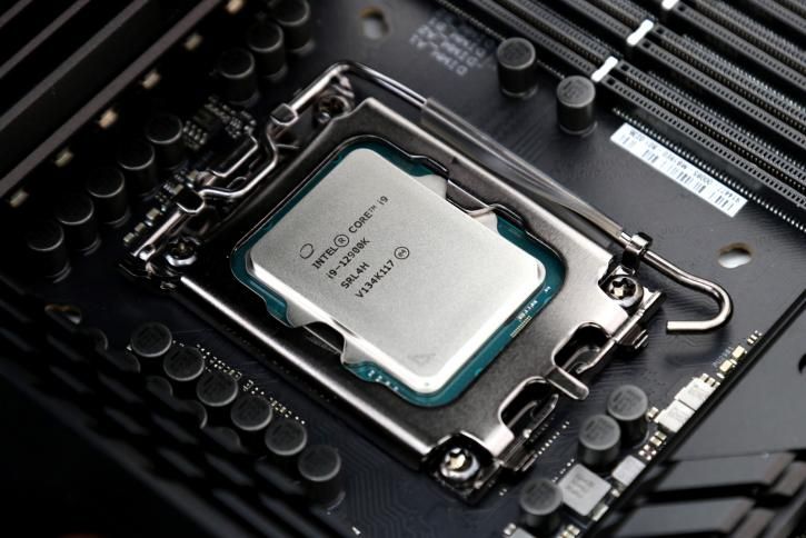 CPU prices, Intel to raise CPU prices by up to 20% by the end of the year, Optocrypto